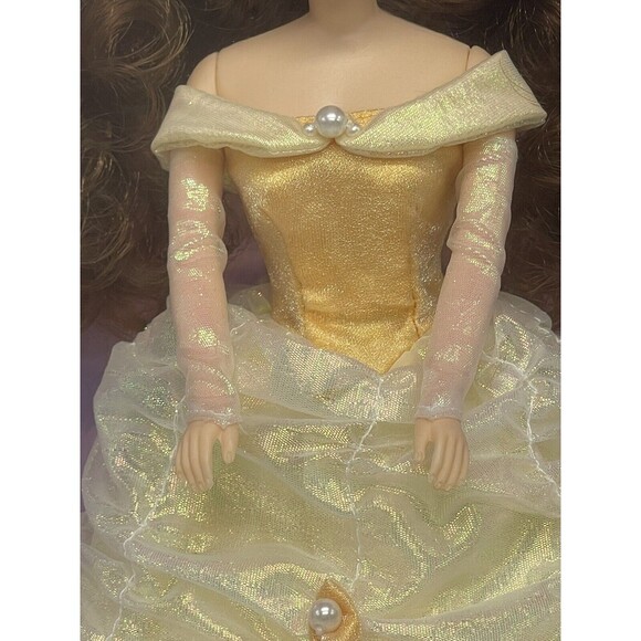 Disney Princess "Belle" A Classic Doll Collection from Beauty and the Beast - Picture 3 of 16